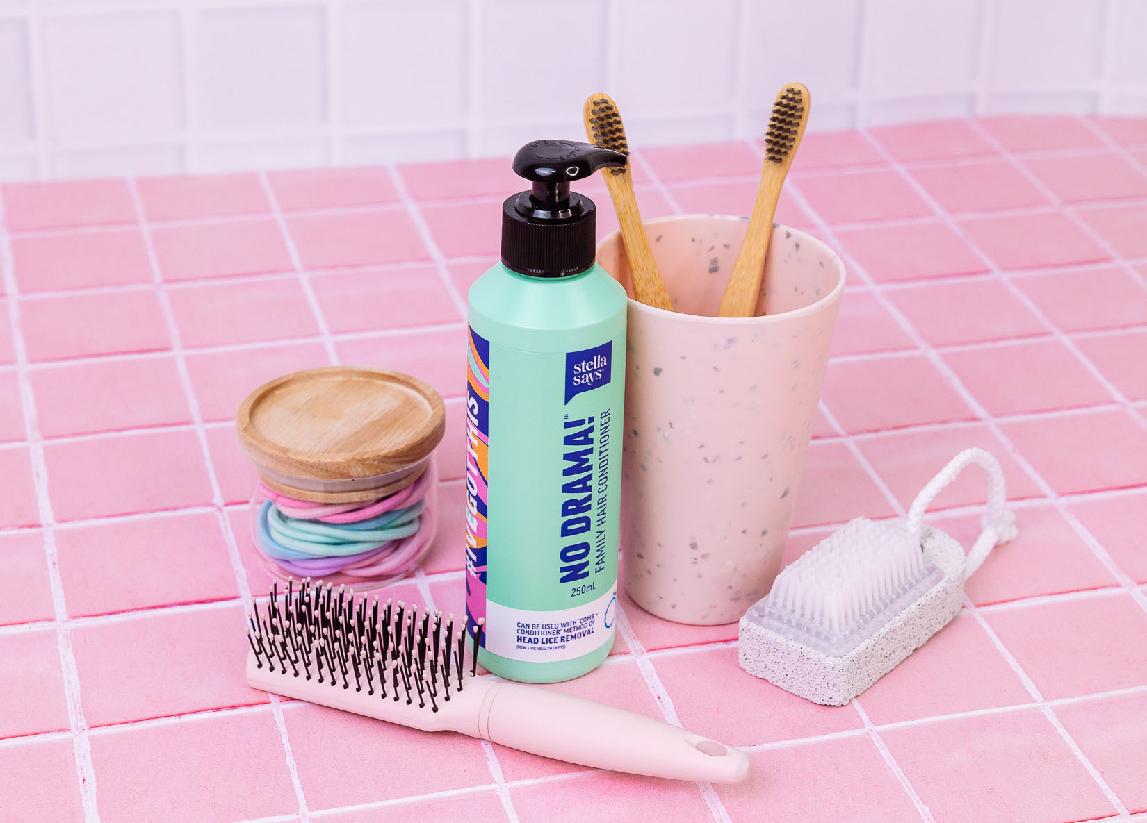 Stella Says NO DRAMA Family Hair Conditioner in bathroom